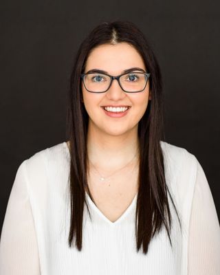 Photo of Natalie Alexov, Registered Psychotherapist in Ottawa, ON
