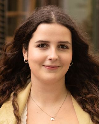 Photo of Naomi Negrusa - Dating, Breakups & Relationships - Naomi, Registered Psychotherapist (Qualifying)