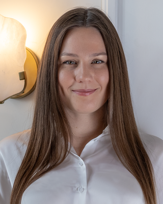 Photo of Evgenia Bogdanova - Evgenia - Kat Kova Therapy, Registered Psychotherapist, MACP