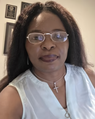 Photo of Shuri Nwunasi, Psychiatric Nurse Practitioner, PMHNP