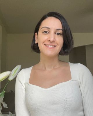 Photo of Lanie Chalmers - Nayera Elbakary, RP (Qualifying), Registered Psychotherapist, RP
