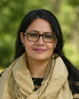 Photo of Enas Gerges, Pre-Licensed Professional, MA, RP (Q)
