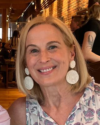 Photo of Kristen Cox, Counselor, MA, LMHC
