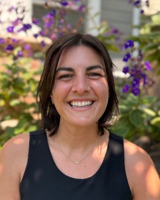 Photo of Rayna Forcum, Licensed Professional Counselor, MA, LPC, PMH-C, CMHC