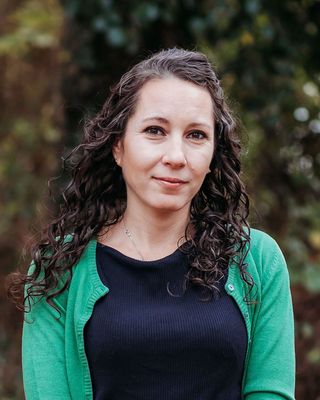 Photo of Rachel Verdi, Art Therapist, MA, LPAT, ATR-BC