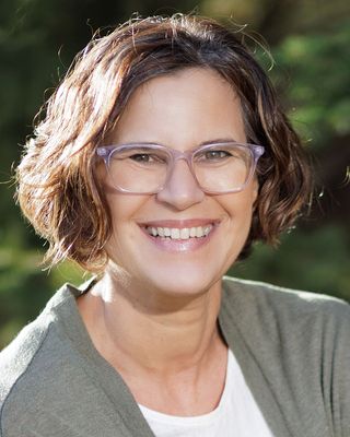 Photo of Brenda Verch, Registered Psychotherapist in Nepean, ON