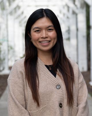 Photo of Elnora Phu, Clinical Social Work/Therapist, LCSW