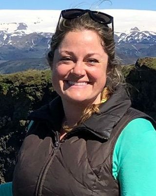 Photo of Tara Cryderman, Psychologist in Lahaina, HI