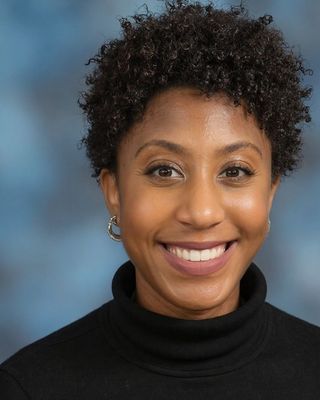 Photo of Amani Henderson, Licensed Mental Health Counselor, LMHC