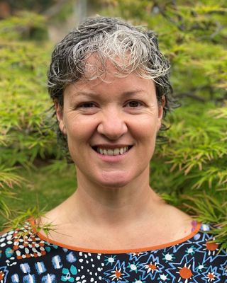 Photo of Soph Marsland, Psychologist, MPsych, MAPS