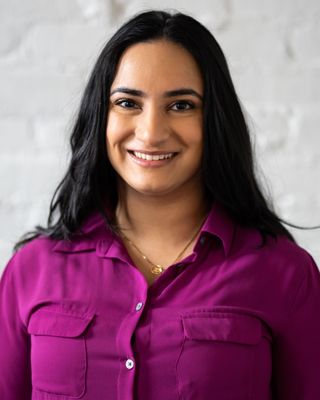 Photo of Alka Chaudhary, Counselor in Ridgewood, NY