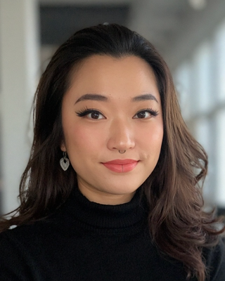 Photo of Em Psomas, Marriage & Family Therapist Associate, AMFT