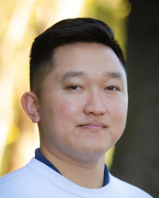 Photo of Thompson Pha, Pre-Licensed Professional, ACSW