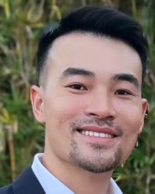 Photo of Eric Nghe, PMHNP, Psychiatric Nurse Practitioner