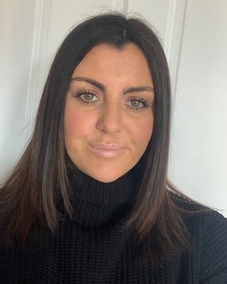 Photo of Zoe Coles, Counsellor, MBACP