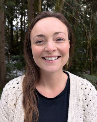 Photo of Madison Dell, Marriage & Family Therapist, MA, LMFT, RPT, E-RYT