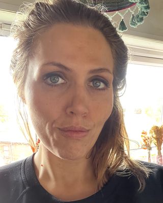 Photo of Lauren Roberts, Counsellor, MBACP