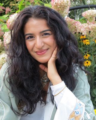 Photo of Shadi Motiei Counselling Art Therapist, Counsellor in British Columbia