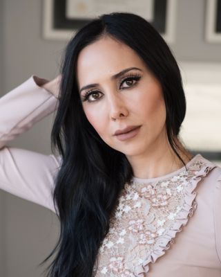 Photo of Nazanin Moali, Psychologist, PhD, CST