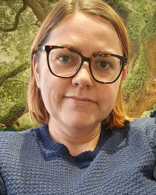 Photo of Ellie E Fowler, Counsellor, MNCPS Acc.