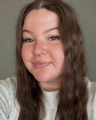 Photo of Sophie Morrow, Registered Psychotherapist (Qualifying), MACP, RP(Q)