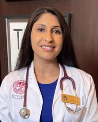 Photo of Nadia Merali, Physician Assistant, PA-C, MPAS, CAQ-Psy