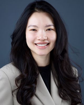 Photo of Tra Hoang, Clinical Social Work/Therapist, LCSW