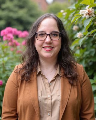 Photo of Annette Hynes, Registered Psychotherapist, MA(Can), BEd, BA