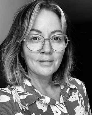 Photo of Dr Mia Zielinska, Psychotherapist, PhD, MBACP Accred