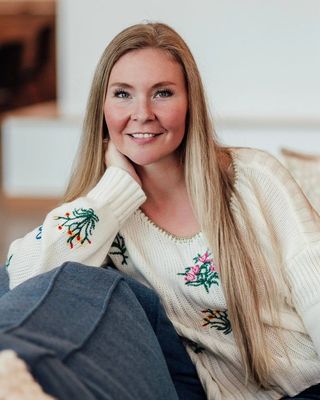 Photo of Macey Christian, Clinical Social Work/Therapist, LICSW, PMH-C