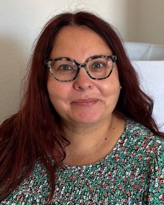 Photo of Kelly Cummings, Counsellor, MBACP