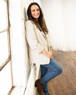 Photo of Nasrene Nikpora, Licensed Clinical Professional Counselor, LCPC
