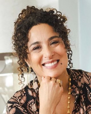 Photo of Karen Ginsburg, Clinical Social Work/Therapist, LCSW, LMT