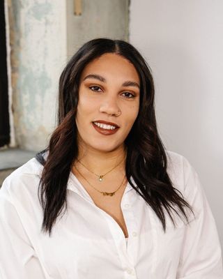 Photo of Ify Odor, Clinical Social Work/Therapist, LICSW