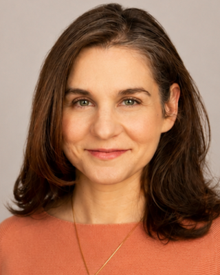 Photo of Dr. Liz Gustafson, Psychologist, PhD