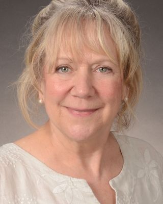 Photo of Kari Marie Flockoi, Marriage & Family Therapist, LMFT, RN BSN