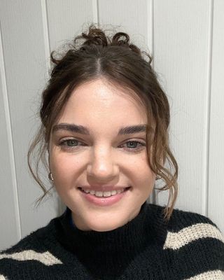 Photo of Amy White, Psychotherapist, MSc, MBABCP