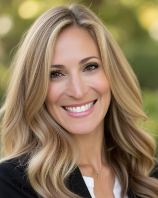 Photo of Dr. Jackie Ruvo, Psychologist, PsyD