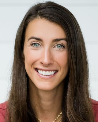 Photo of Alexandra Manion, Pre-Licensed Professional in Northwestern Denver, Denver, CO