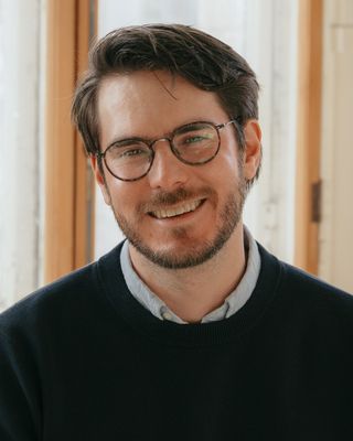 Photo of Dr. Julian Chiarella, Psychologist, PhD