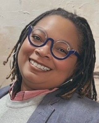 Photo of Dr. LeNedra Wallace-Fierte, Clinical Social Work/Therapist, LCSW, PhD