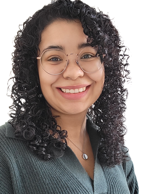 Photo of Winnie DeGeer, Registered Psychotherapist (Qualifying), MACP