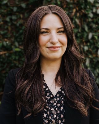 Photo of Jessica Barlow, Counsellor, MA, PACFA