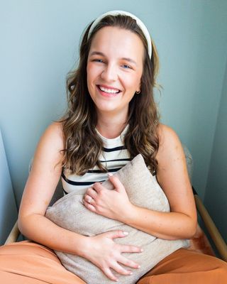 Photo of Aleksandra Papież Zubek, Counselor, MA, LCPC