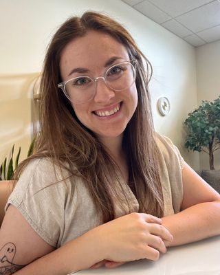 Photo of Melanie Schwaba, Clinical Social Work/Therapist, LCSW, CADC