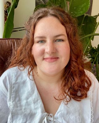Photo of Devon Bain, Registered Psychotherapist (Qualifying)