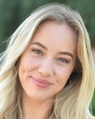 Photo of Hailey Dirksen, Marriage & Family Therapist, LMFT