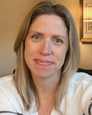 Photo of Liz Sosland, Clinical Social Work/Therapist, LICSW