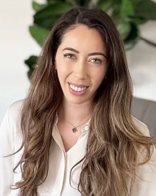 Photo of Ipek Aykol, Marriage & Family Therapist, MS, LMFT, EMDR