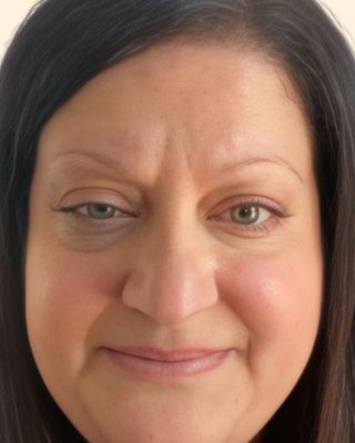 Photo of Julia Bussolari, Clinical Social Work/Therapist, LICSW